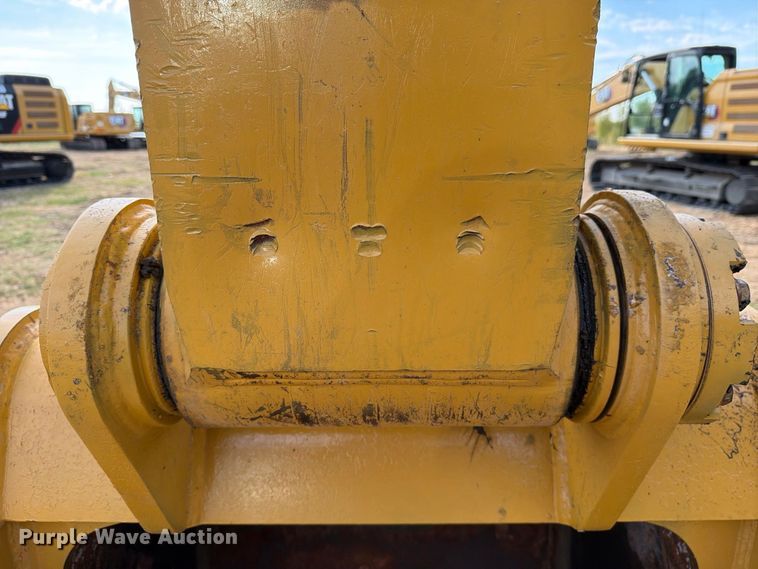 image for item FN3523 2019 Caterpillar 326F L excavator