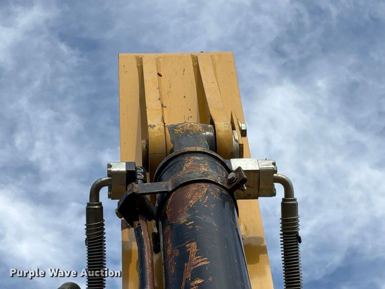 image for item FN3523 2019 Caterpillar 326F L excavator