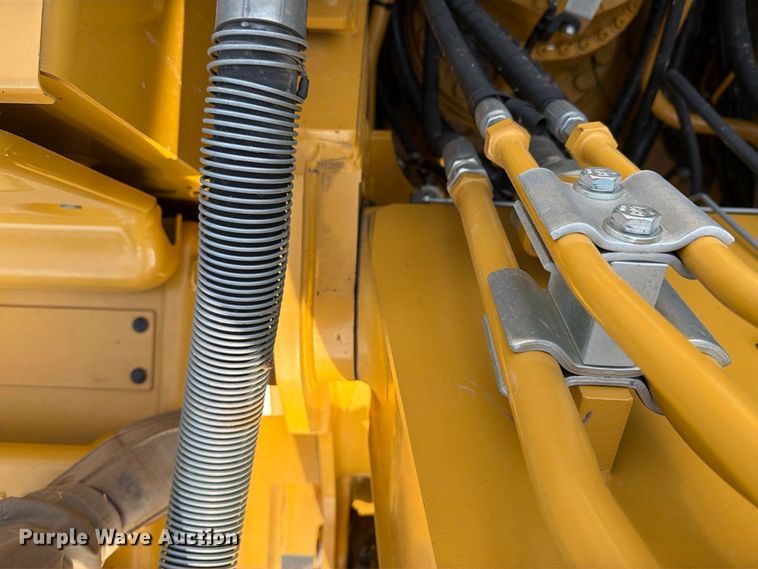 image for item FN3523 2019 Caterpillar 326F L excavator