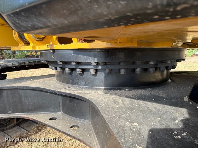 image for item FN3523 2019 Caterpillar 326F L excavator