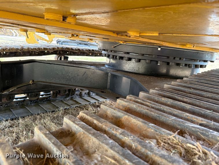 image for item FN3523 2019 Caterpillar 326F L excavator
