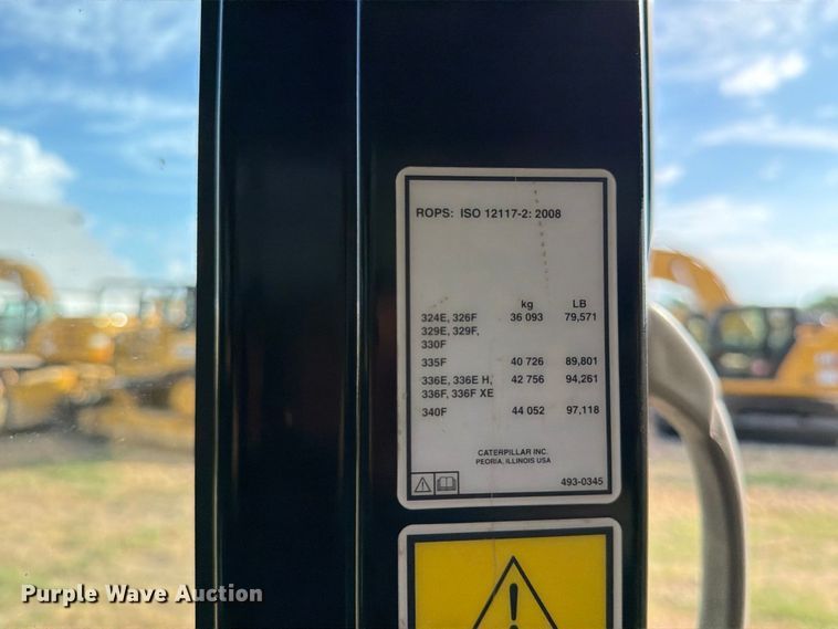 image for item FN3523 2019 Caterpillar 326F L excavator