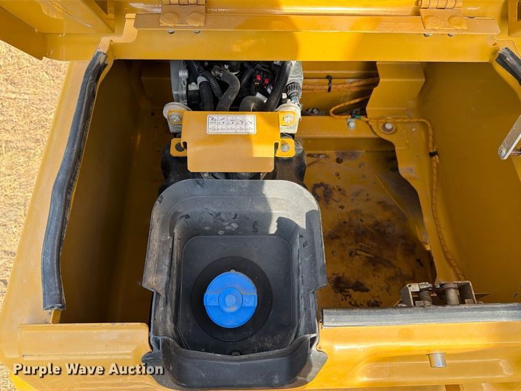 image for item FN3523 2019 Caterpillar 326F L excavator