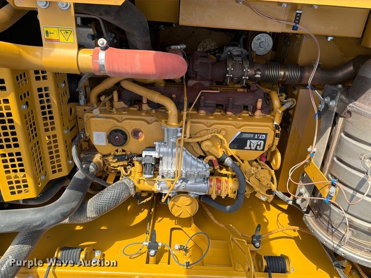 image for item FN3523 2019 Caterpillar 326F L excavator