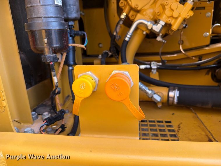 image for item FN3523 2019 Caterpillar 326F L excavator