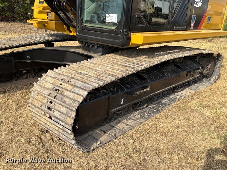 image for item FN3523 2019 Caterpillar 326F L excavator