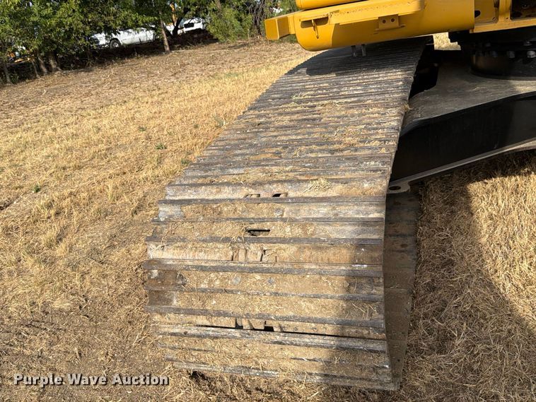 image for item FN3523 2019 Caterpillar 326F L excavator