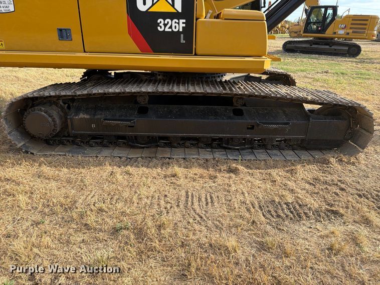 image for item FN3523 2019 Caterpillar 326F L excavator