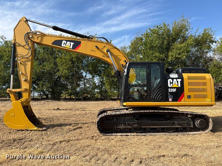 image for item FN3524 2019 Caterpillar 326F L excavator