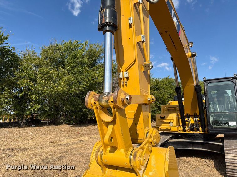 image for item FN3524 2019 Caterpillar 326F L excavator