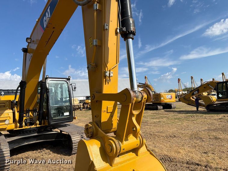 image for item FN3524 2019 Caterpillar 326F L excavator