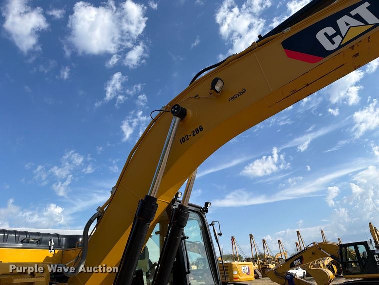 image for item FN3524 2019 Caterpillar 326F L excavator
