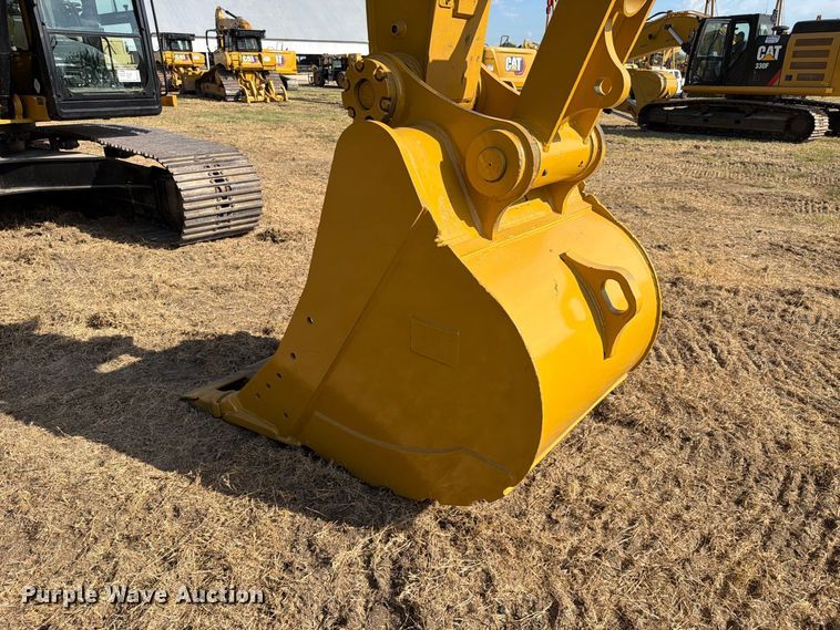 image for item FN3524 2019 Caterpillar 326F L excavator