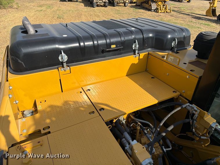 image for item FN3524 2019 Caterpillar 326F L excavator