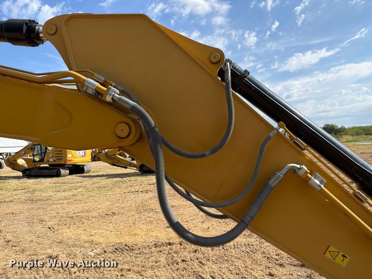image for item FN3524 2019 Caterpillar 326F L excavator