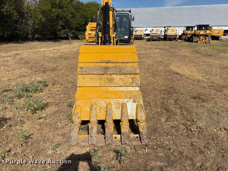image for item FN3524 2019 Caterpillar 326F L excavator