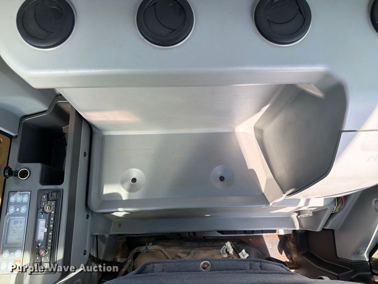 image for item FN3524 2019 Caterpillar 326F L excavator