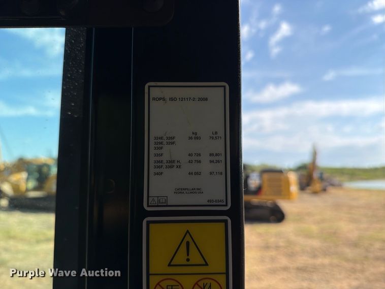 image for item FN3524 2019 Caterpillar 326F L excavator