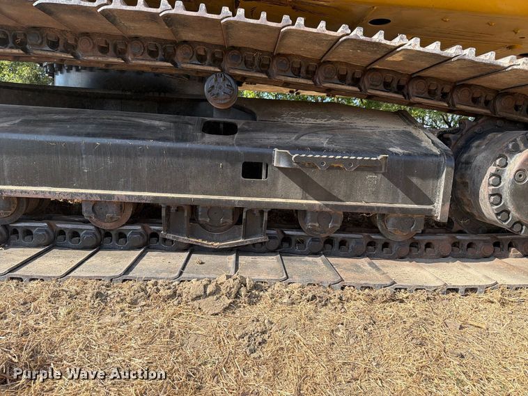 image for item FN3524 2019 Caterpillar 326F L excavator