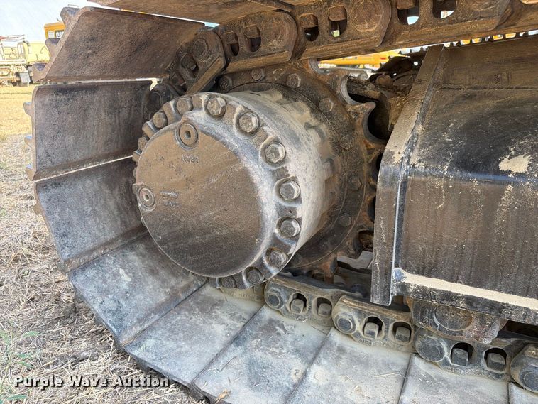 image for item FN3524 2019 Caterpillar 326F L excavator