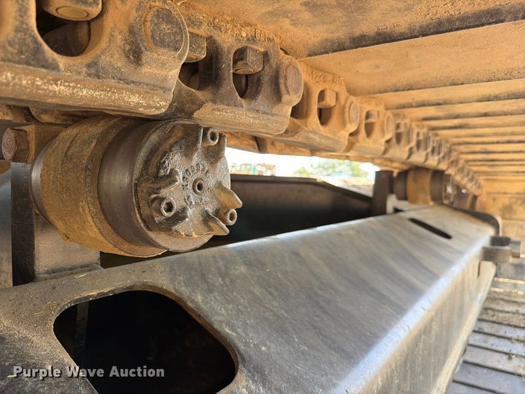 image for item FN3524 2019 Caterpillar 326F L excavator