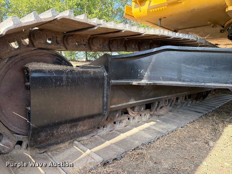 image for item FN3524 2019 Caterpillar 326F L excavator