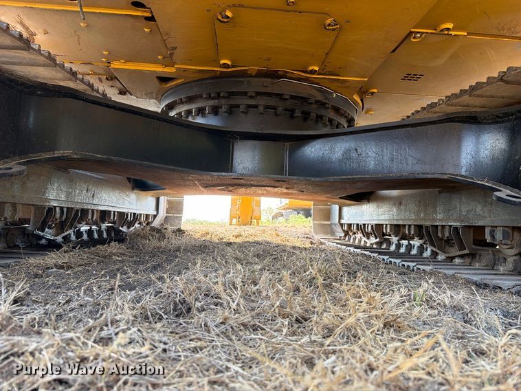 image for item FN3524 2019 Caterpillar 326F L excavator