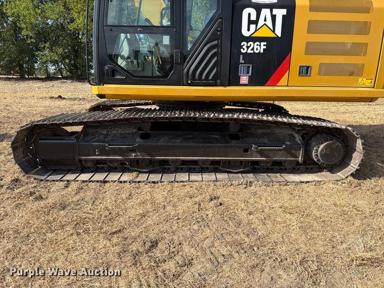image for item FN3524 2019 Caterpillar 326F L excavator
