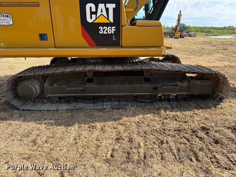 image for item FN3524 2019 Caterpillar 326F L excavator