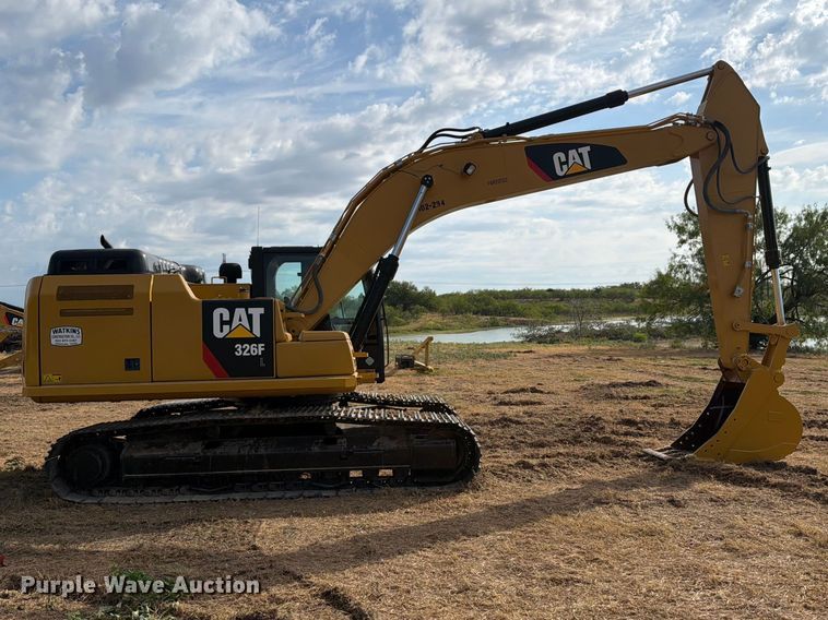 image for item FN3525 2019 Caterpillar 326F L excavator