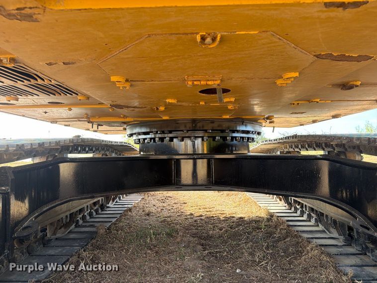 image for item FN3525 2019 Caterpillar 326F L excavator