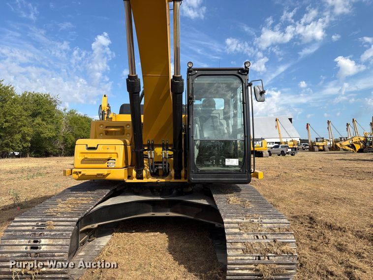 image for item FN3525 2019 Caterpillar 326F L excavator
