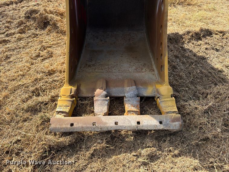 image for item FN3525 2019 Caterpillar 326F L excavator