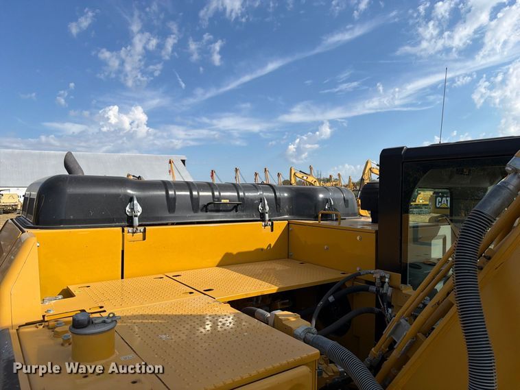 image for item FN3525 2019 Caterpillar 326F L excavator