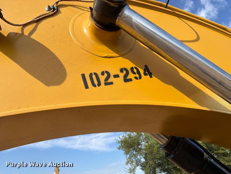 image for item FN3525 2019 Caterpillar 326F L excavator
