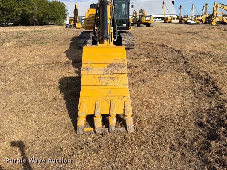 image for item FN3525 2019 Caterpillar 326F L excavator