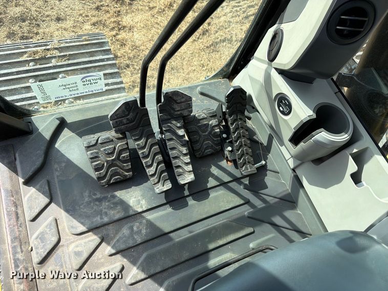 image for item FN3525 2019 Caterpillar 326F L excavator