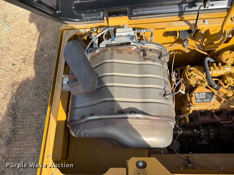 image for item FN3525 2019 Caterpillar 326F L excavator