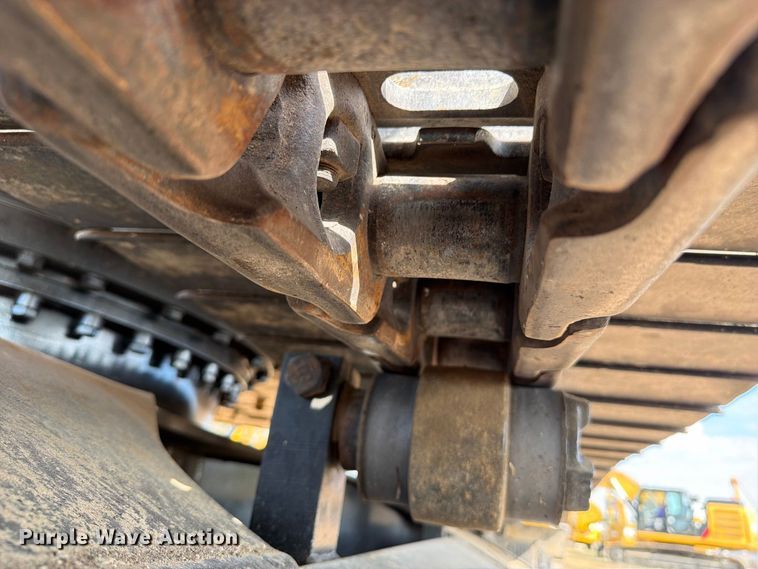 image for item FN3525 2019 Caterpillar 326F L excavator