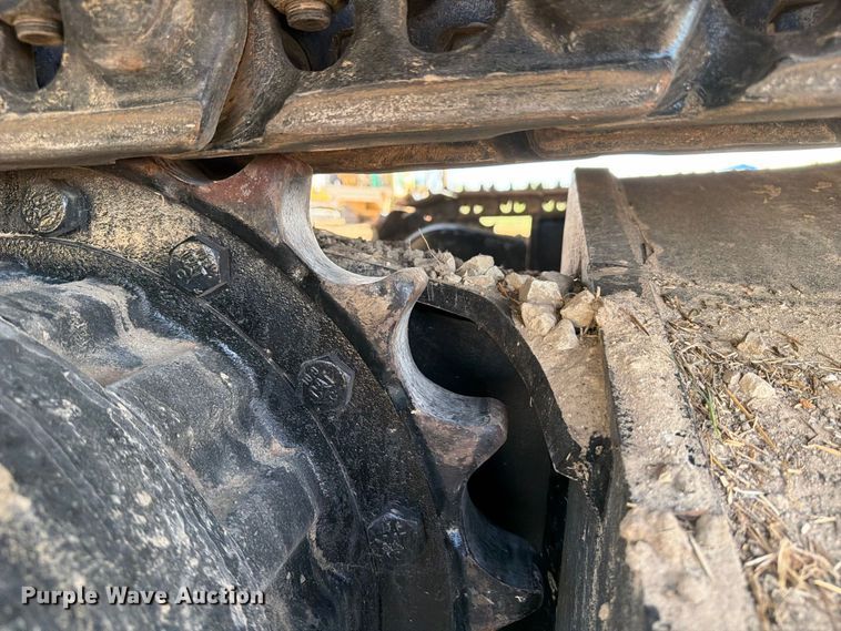 image for item FN3525 2019 Caterpillar 326F L excavator