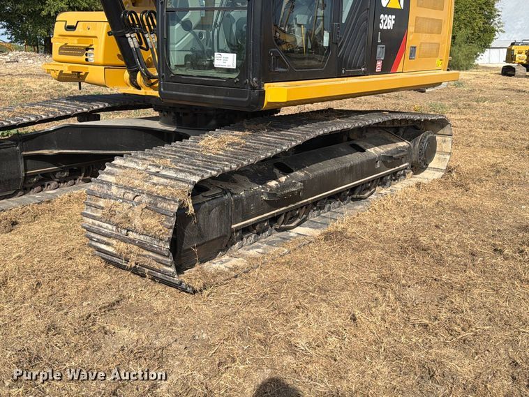 image for item FN3525 2019 Caterpillar 326F L excavator