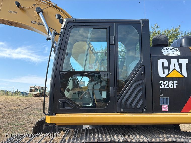 image for item FN3526 2019 Caterpillar 326F L excavator
