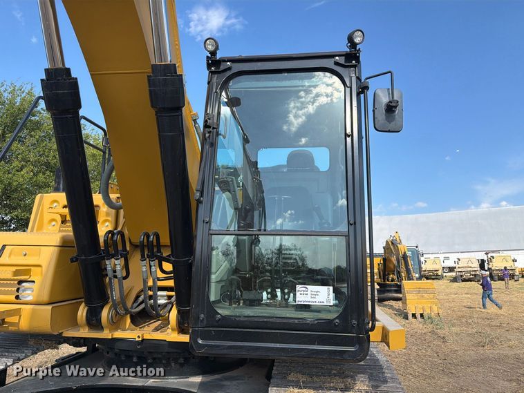 image for item FN3526 2019 Caterpillar 326F L excavator