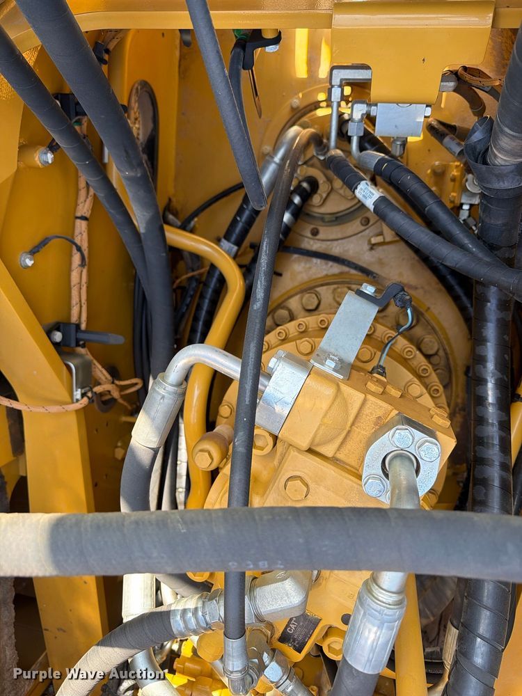 image for item FN3526 2019 Caterpillar 326F L excavator