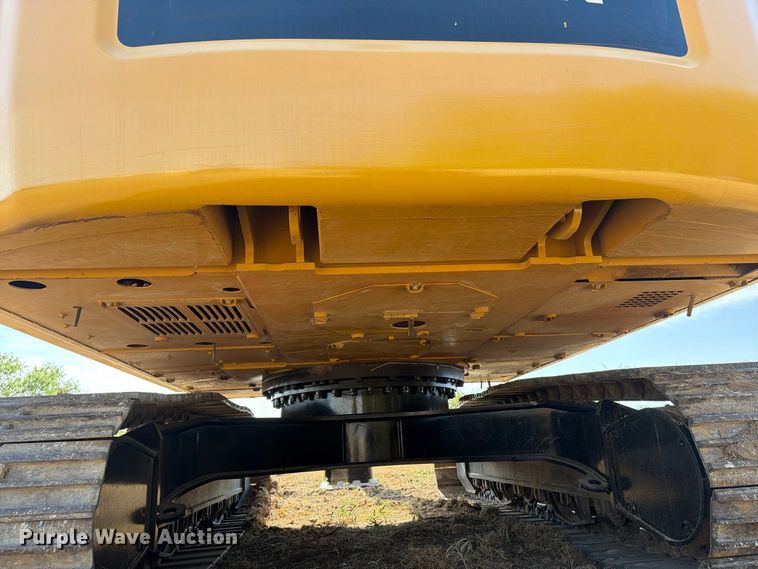 image for item FN3526 2019 Caterpillar 326F L excavator
