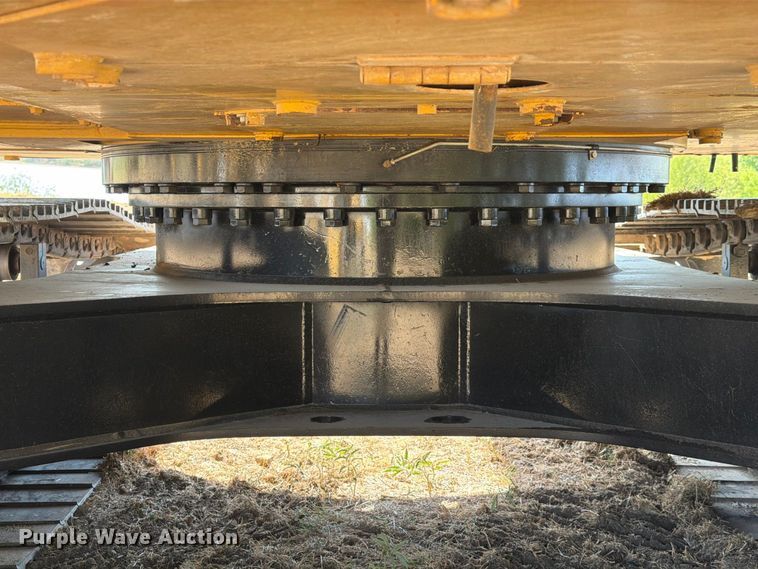 image for item FN3526 2019 Caterpillar 326F L excavator