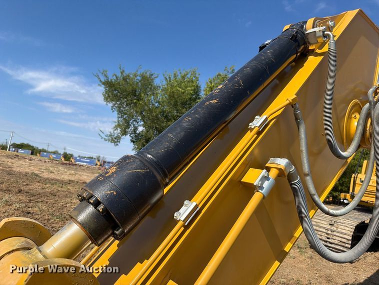 image for item FN3526 2019 Caterpillar 326F L excavator