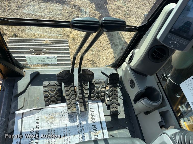 image for item FN3526 2019 Caterpillar 326F L excavator