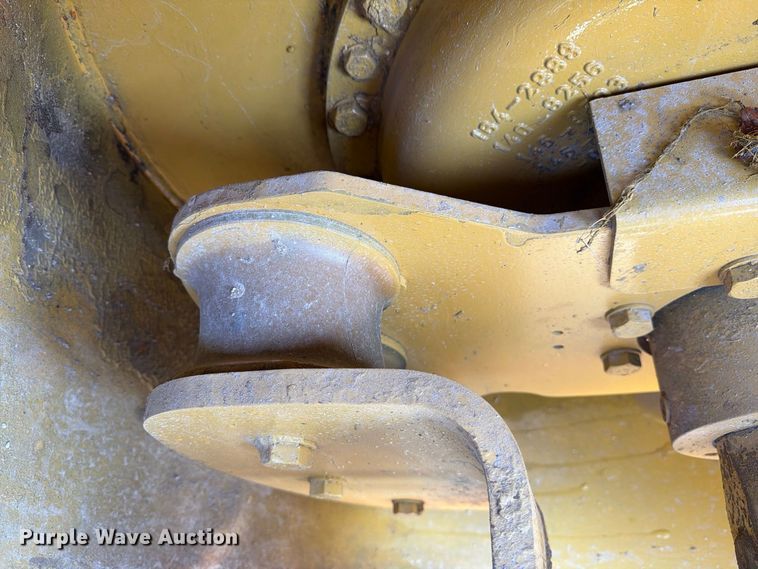 2004 Caterpillar CP-563E