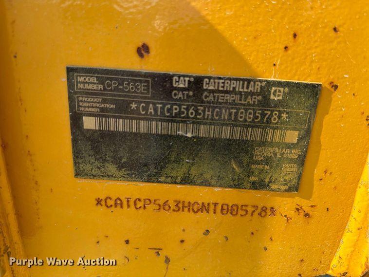 2004 Caterpillar CP-563E